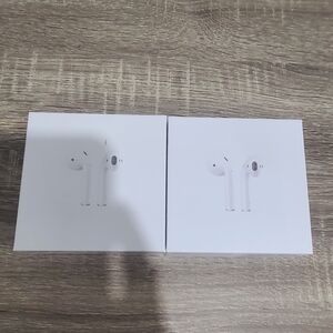 NEW AirPods 2nd Generation Charging Case